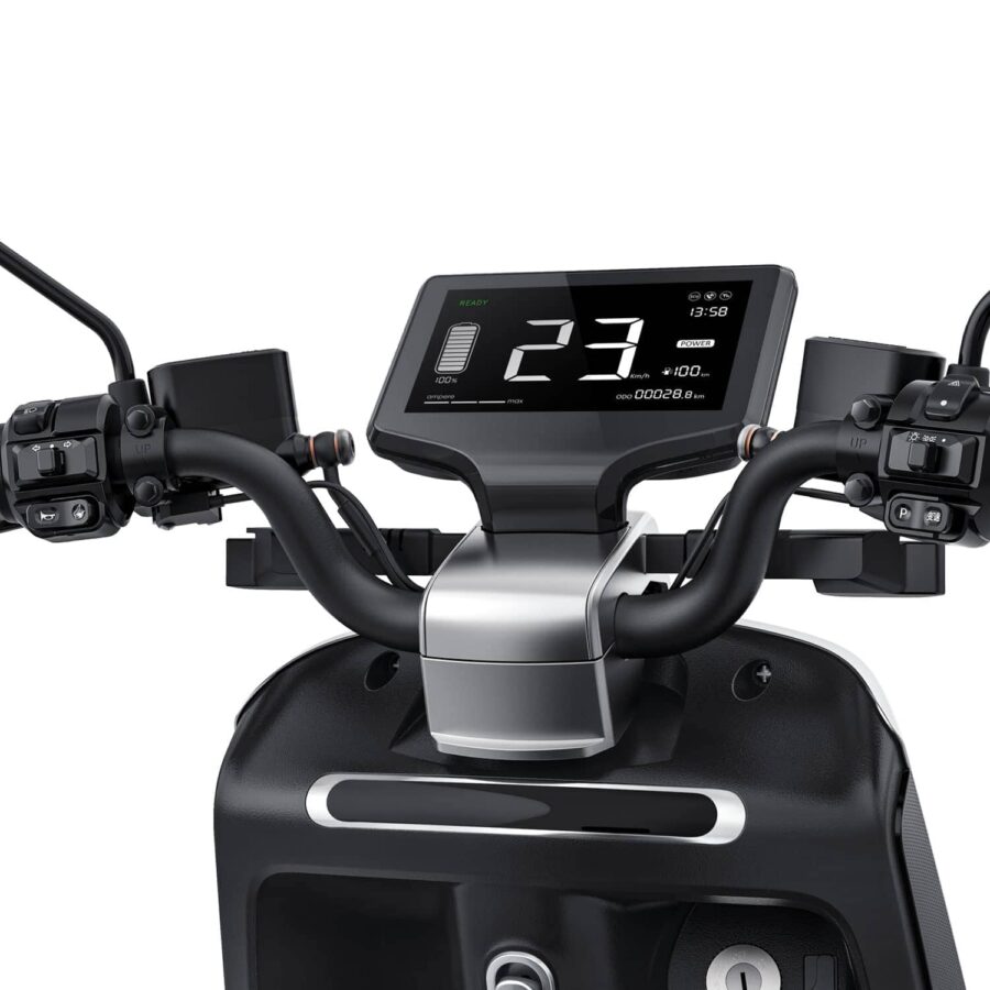 Scooter Electrique Yadea G5 Pro Delivery