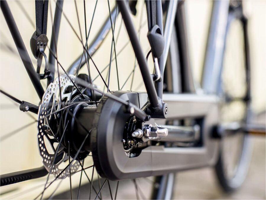 Vélo de Ville Électrique Trek District+ 1 Shimano Nexus 300 Wh Gris 2023
