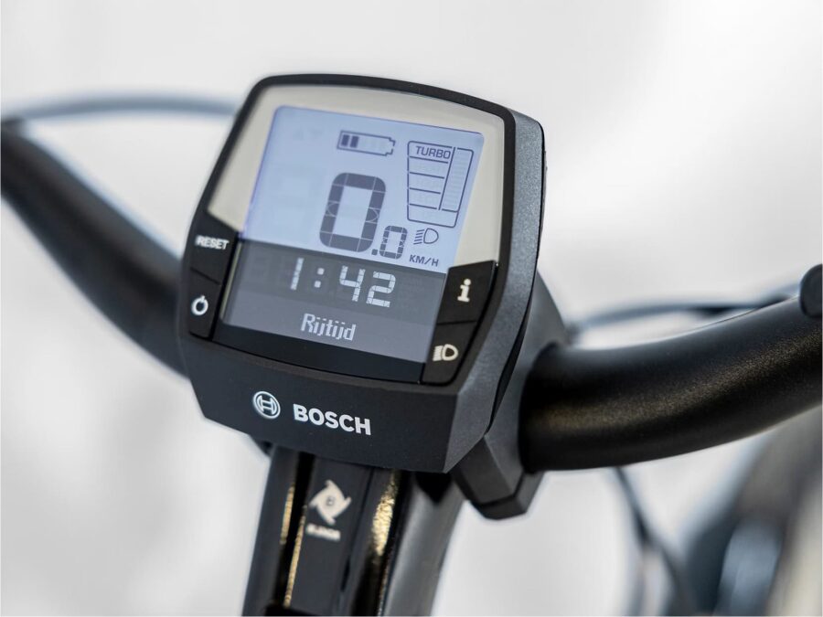 Vélo Électrique Trek Verve+ 2 Stagger Shimano Acera/Altus 9V 300 Wh Noir 2023