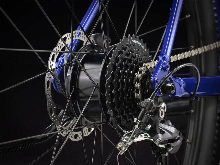 Vélo de Fitness Électrique Trek Dual Sport+ 2 Stagger Shimano Altus 9V 250 Wh 650 mm 2023