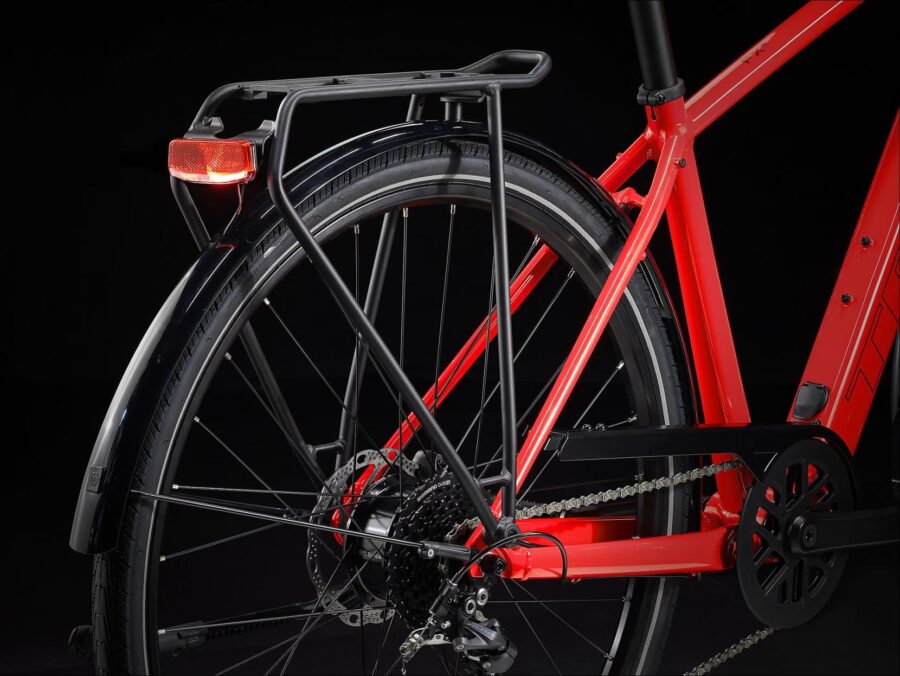 Vélo Électrique Trek FX+ 2 Shimano Altus 9V 250 Wh 700 mm 2023