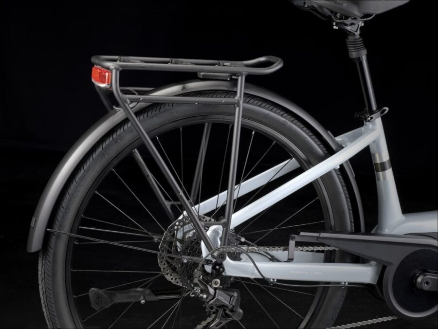 Vélo de Ville Électrique Trek Verve+ 2 Lowstep Gen.3 400wh Shimano Cues 9V Noir Gen.3