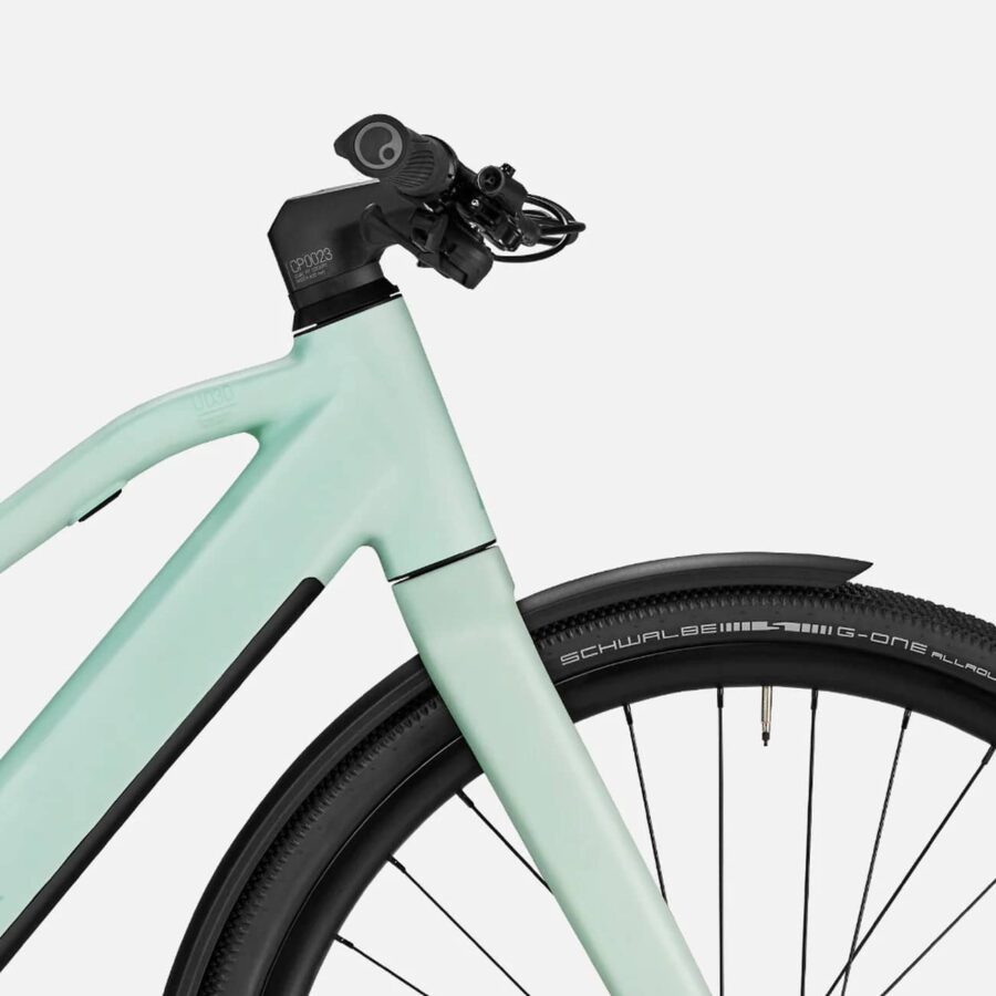 Vélo de ville électrique Canyon Commuter:ON 7 mid-step