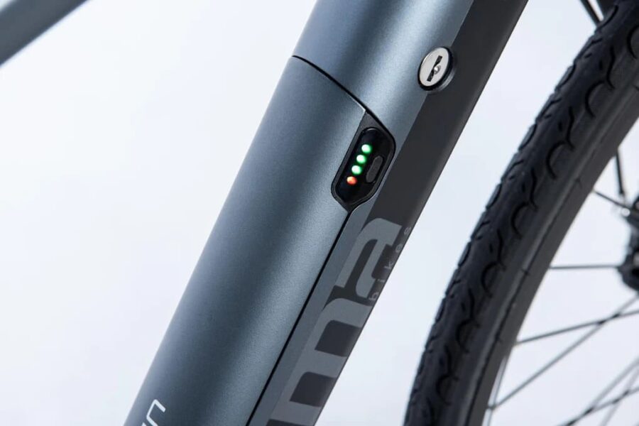 Vélo électrique Moma Bikes E-ROAD PRO 28